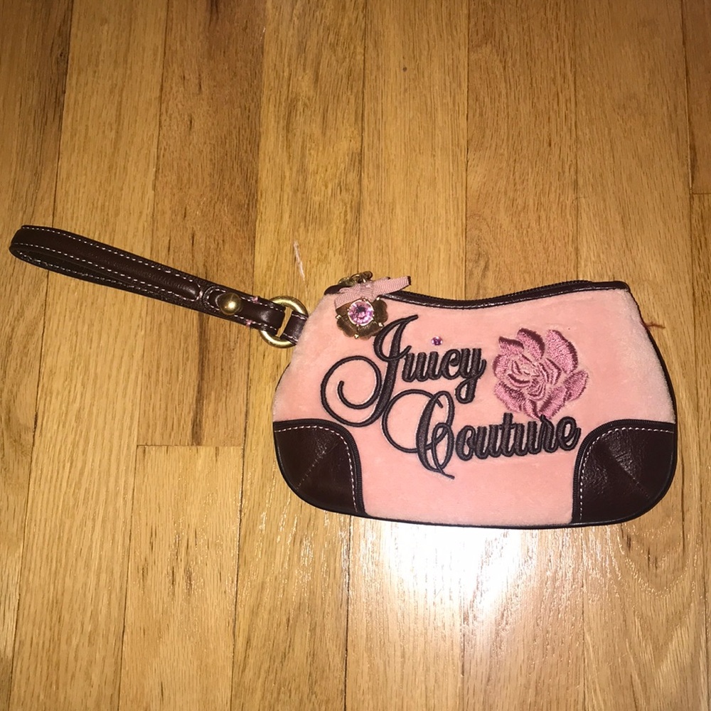 JUICY COUTURE wristlet with real leather